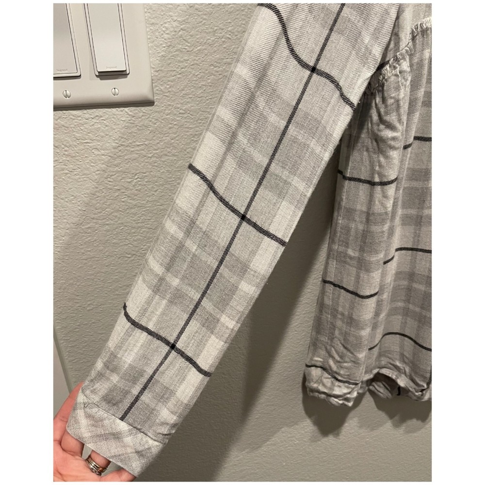 CLOTH AND STONE Stone Frayed Button Up Flannel Shirt - Picture 4 of 5